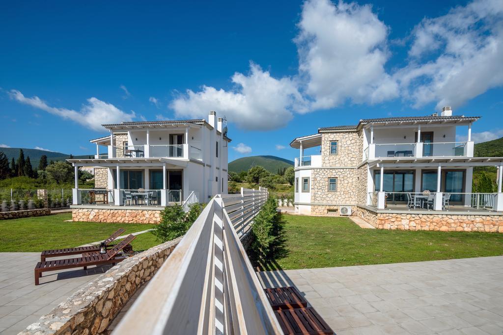 White Villas كارافوميلوس المظهر الخارجي الصورة