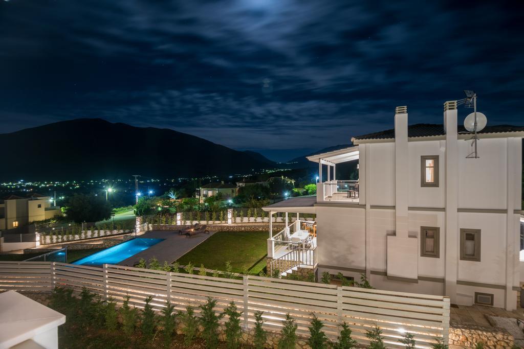White Villas كارافوميلوس المظهر الخارجي الصورة