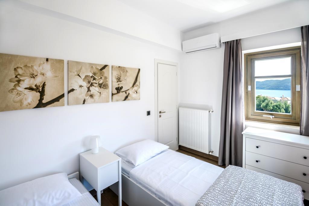 White Villas كارافوميلوس المظهر الخارجي الصورة