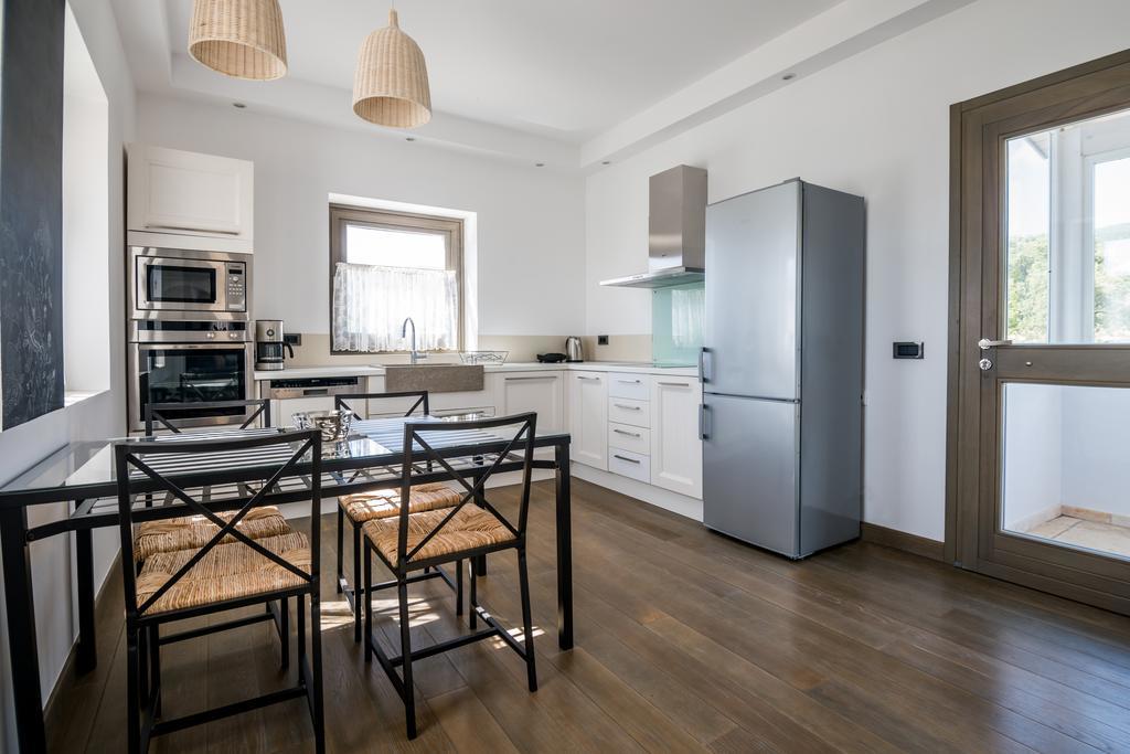 White Villas كارافوميلوس المظهر الخارجي الصورة